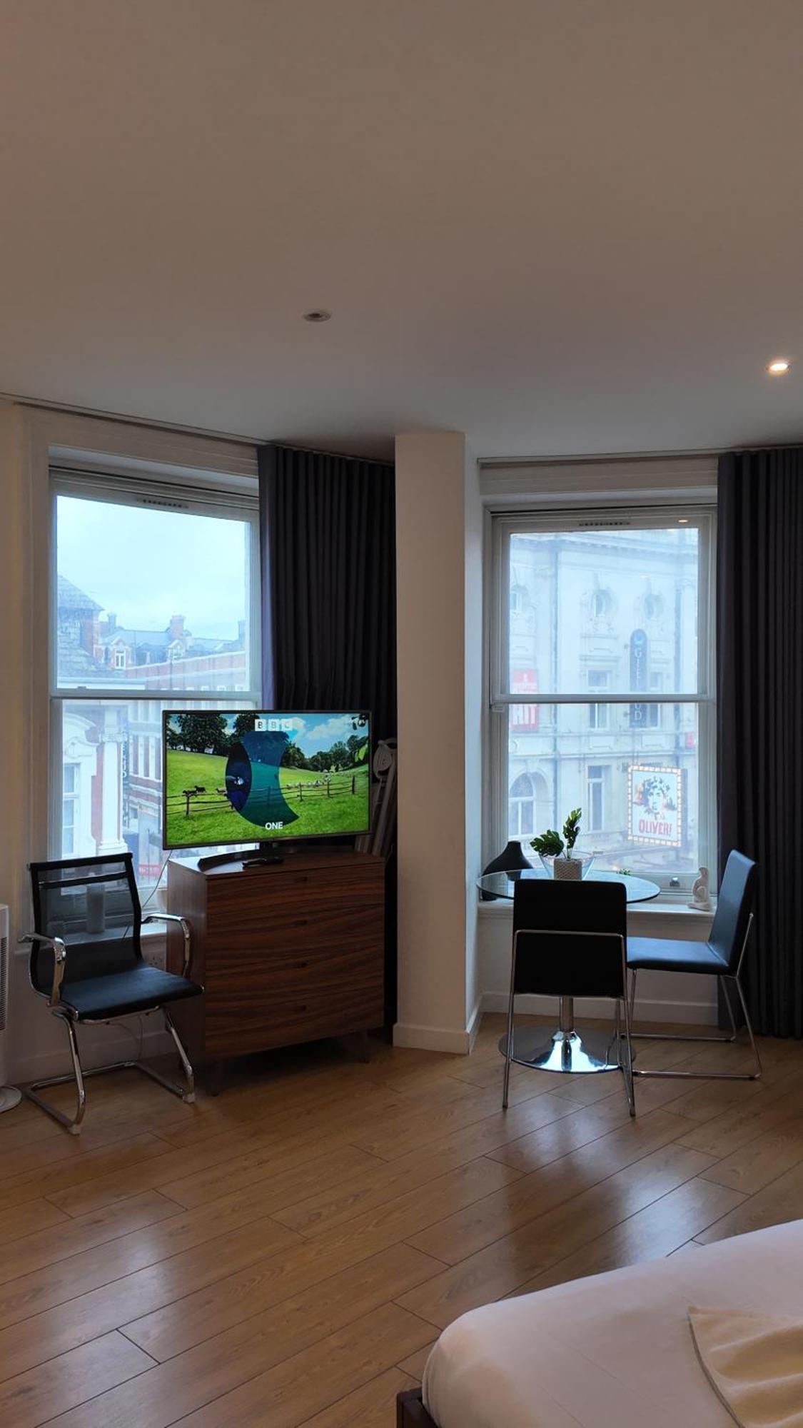 Stunning Piccadilly 1 Bedroom Flat In London Vr9 Luaran gambar